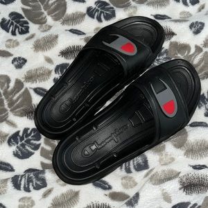 Champion Slides Mens Size 8 Women’s 10